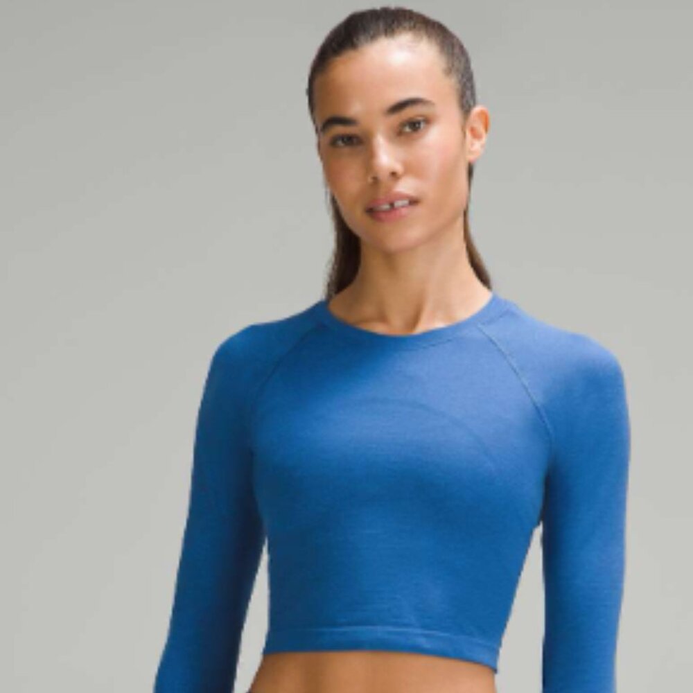 Like New Lululemon Swiftly Tech Cropped Long-Sleeve Shirt 2.0 in Pipe Dream Blue